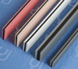 The Precision Link: descifrando la tecnología de conectores de caucho conductivo en módulos de pantalla LCM